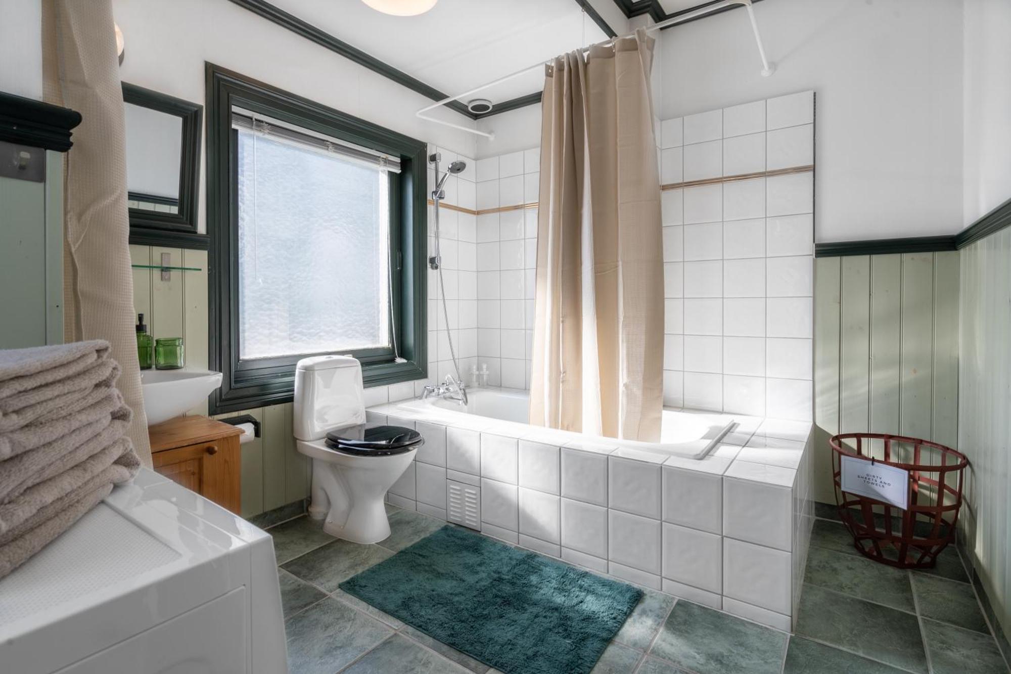 Sunny Apartment In Alesund City Kültér fotó